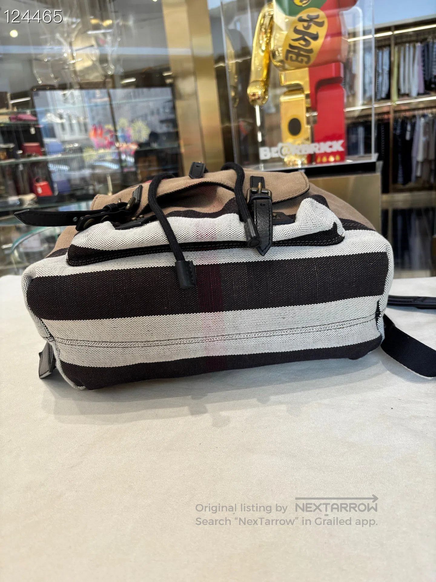 Burberry Burberry Classic Canvas Check Large Backpack Men's. Size ONE SIZE - 4 Thumbnail