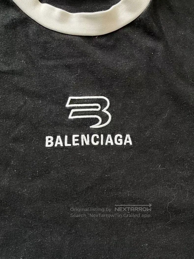 Balenciaga Balenciaga Contrast Letter Logo Printed Loose Round Neck C Size US L / EU 52-54 / 3 - 3 Thumbnail