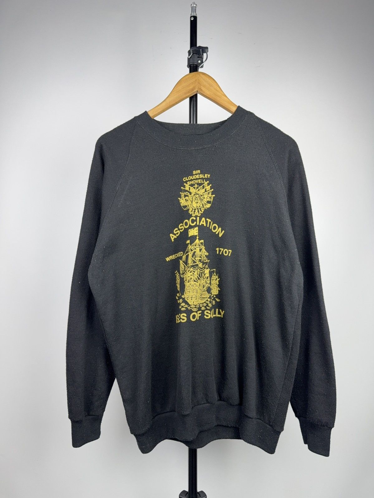Vintage 80s Vintage UK Ship Crewneck 1707 Isles of Scilly Raglan Size US L / EU 52-54 / 3 - 1 Thumbnail