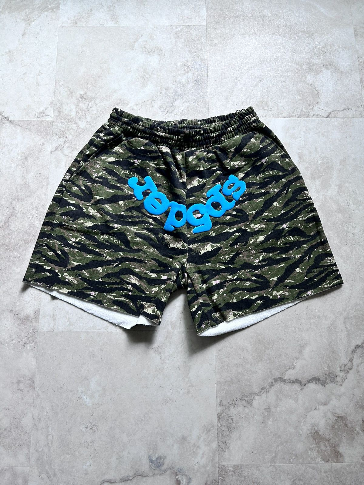 Sp5der × Young Thug Sp5der OG Web Tiger Camo Sweatshorts Size S Size US 30 / EU 46 - 1 Thumbnail