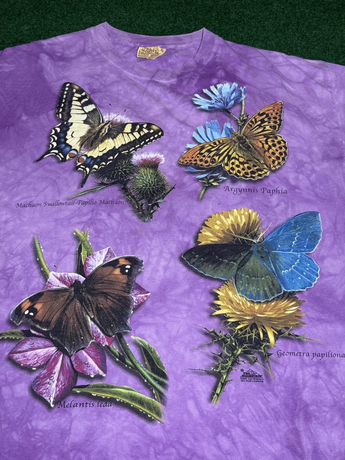 The Mountain × Vintage Vintage Y2K The Mountain Butterfly Purple Nature Bug Tshirt Size US XL / EU 56 / 4 - 2 Thumbnail