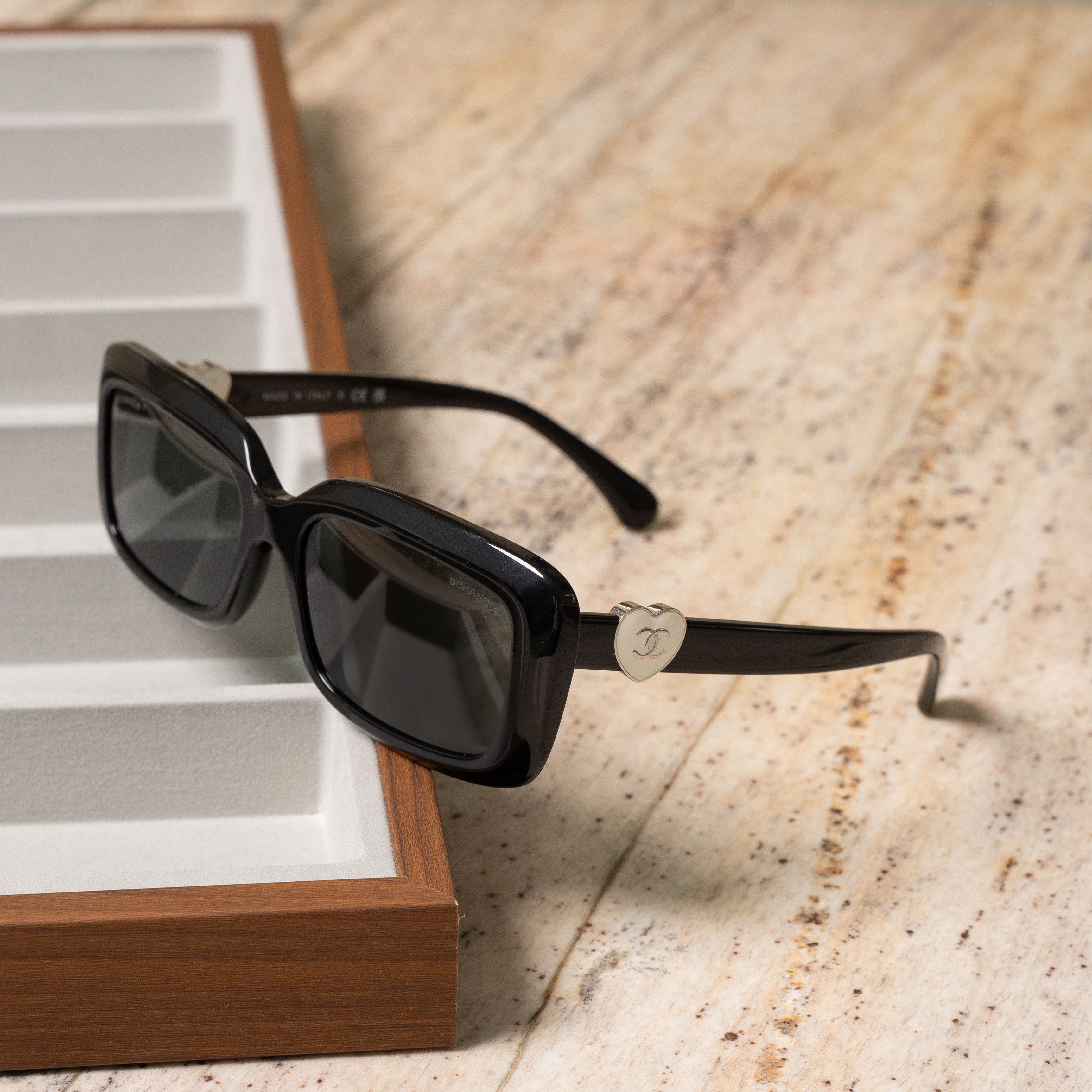 CHANEL 0CH5520 C501S4 Sunglasses BLACK