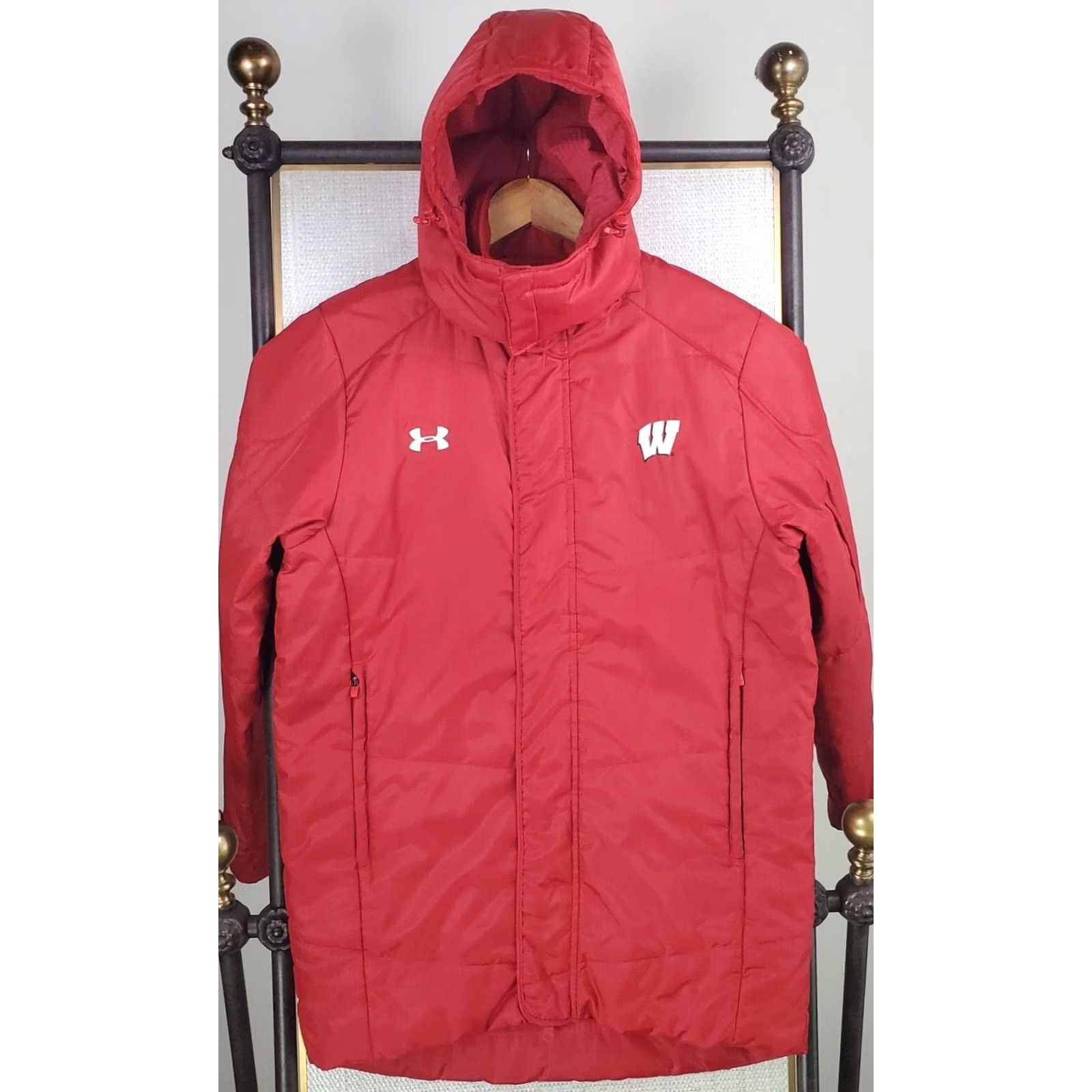 Under Armour Under Armour Wisconsin Mens Jacket Small Red Zip Hooded Insulated Storm 1 ColdGear Reactor Sideline Rainproof Windproof Puffer Coat - 100% Nylon Size US S / EU 44-46 / 1 - 7 Thumbnail