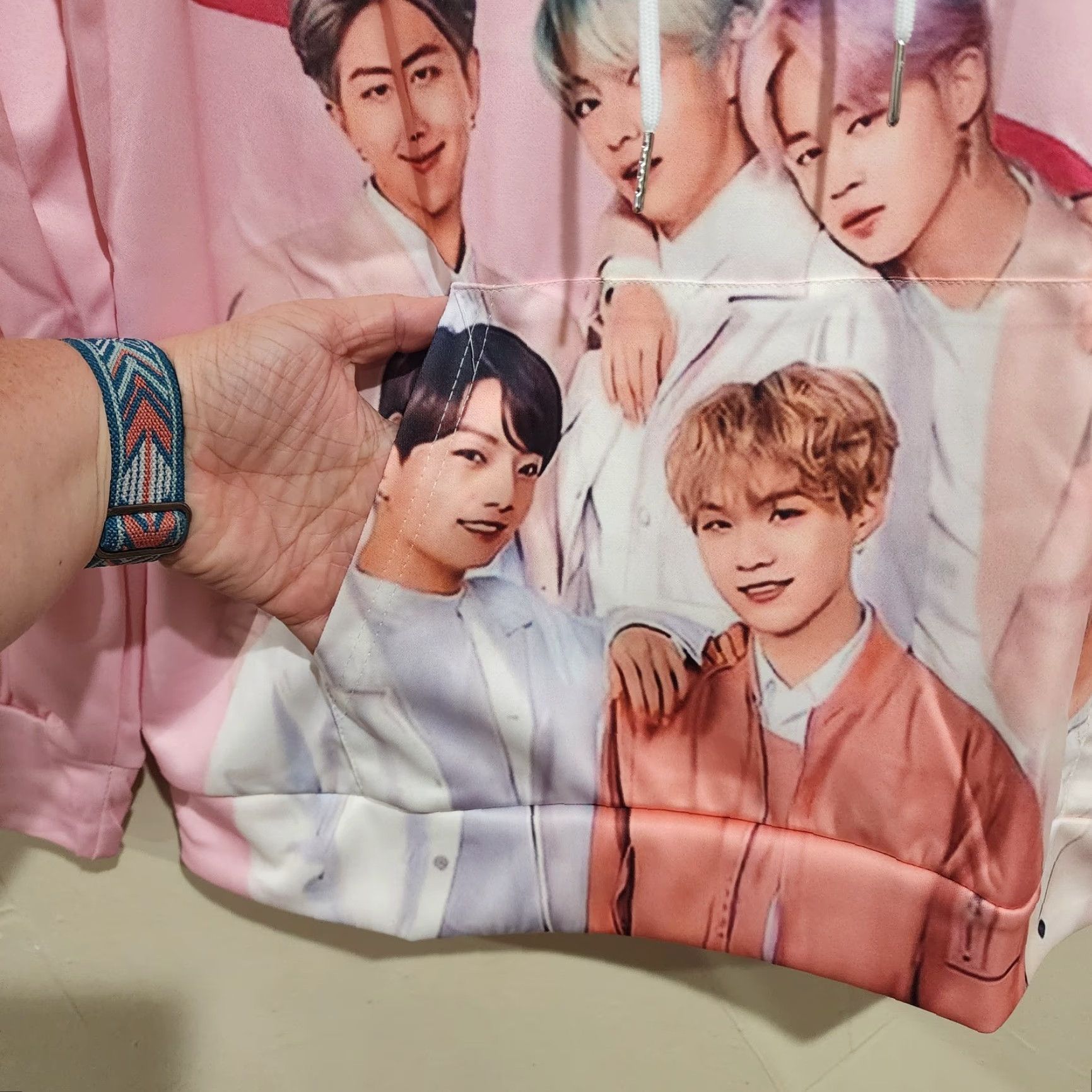 Pinko BTS Band Pink Hearts Long Sleeve Hoodie Sweatshirt Mens L Hooded Polyester Sweatshirt Pullover" Size US L / EU 52-54 / 3 - 4 Thumbnail