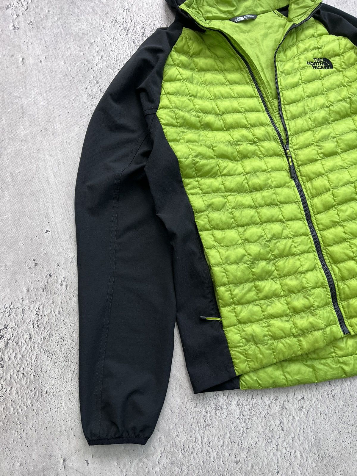 The North Face × Vintage The North Face Thermoball Eco Men's Hooded Puff Jacket Size US L / EU 52-54 / 3 - 2 Thumbnail