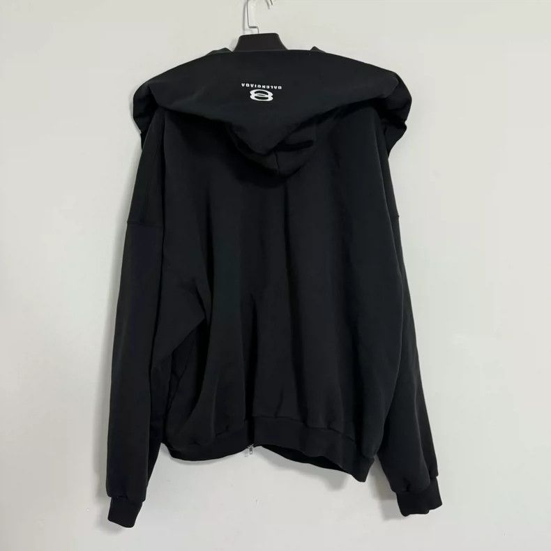 Balenciaga Balenciaga Fake two four-sleeved double-hat sweaters Size US XL / EU 56 / 4 - 2 Thumbnail