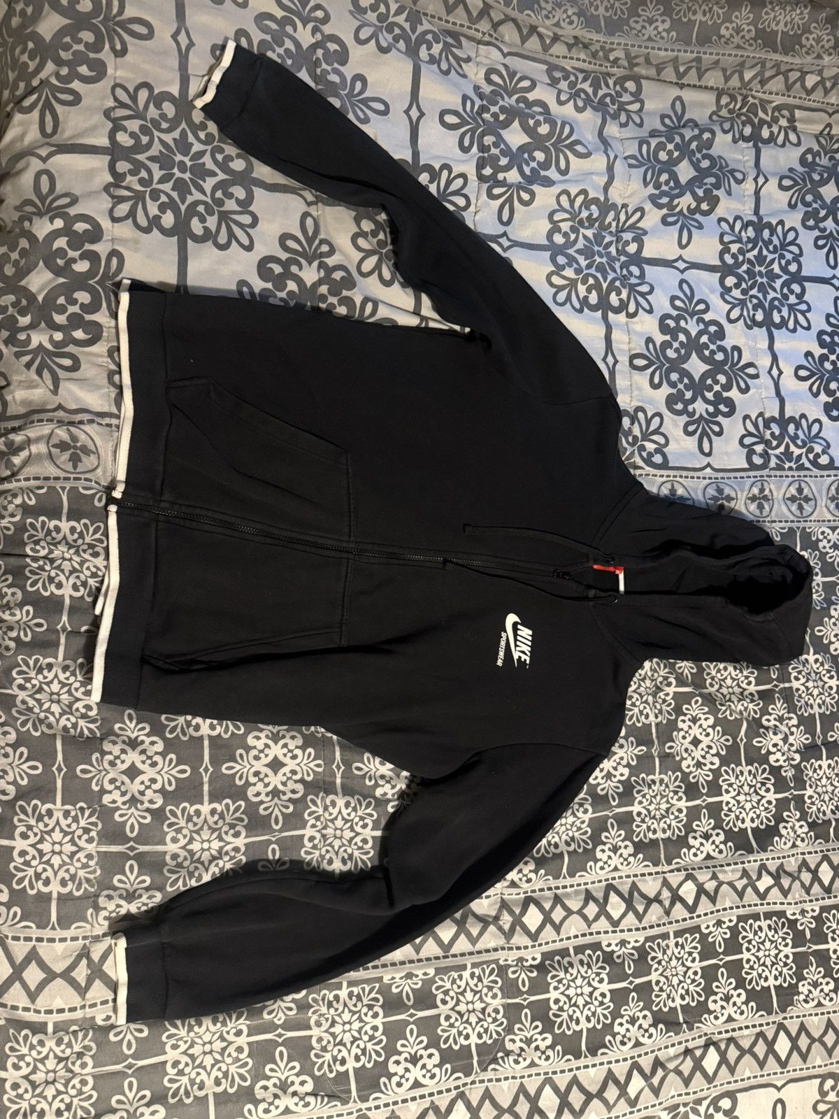 Nike Nike Sportswear Zip up Hoodie Size US L / EU 52-54 / 3 - 1 Thumbnail