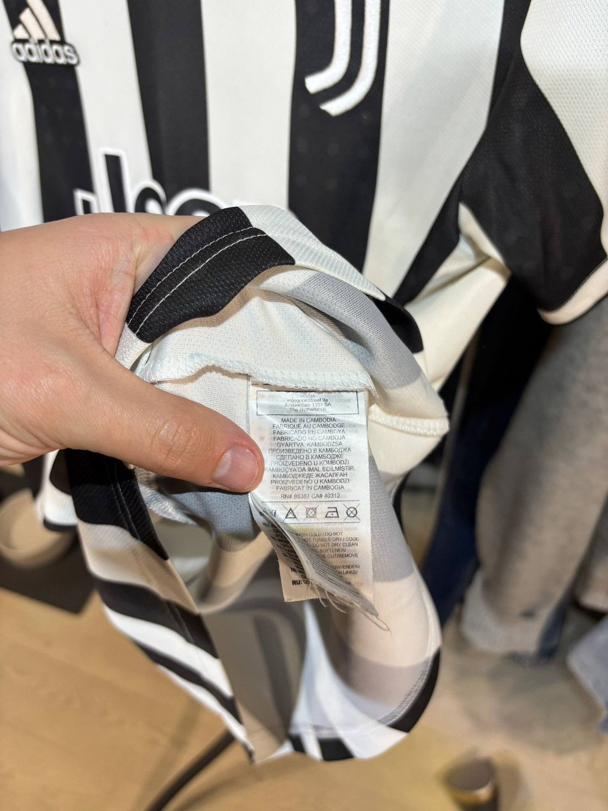 Adidas Adidas Juventus soccer jersey Size:S Size US S / EU 44-46 / 1 - 7 Thumbnail
