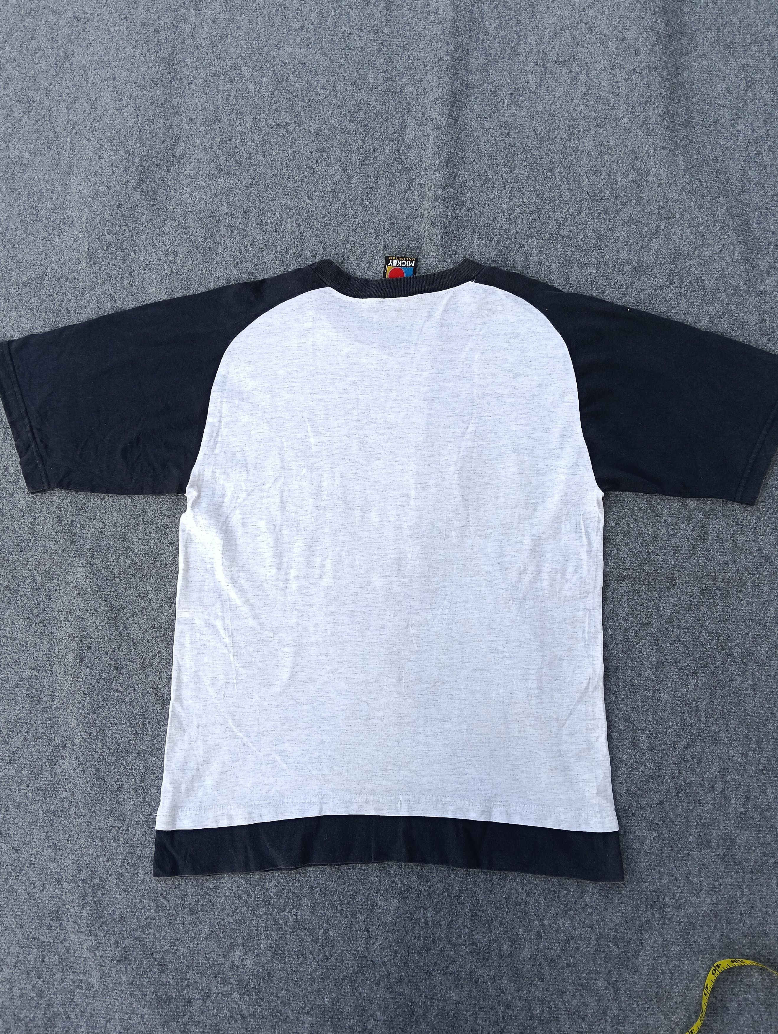 Mickey Mouse VINTAGE MICKEY MOUSE HOLLYWOOD. Size US M / EU 48-50 / 2 - 2 Thumbnail
