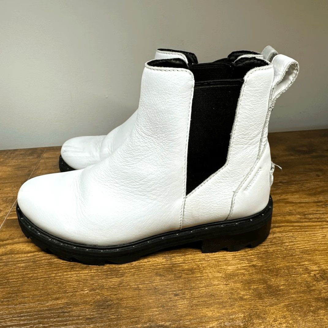 SOREL Sorel Lennox Chelsea Boot Women’s 8.5 White Slip On Ankle Waterproof Boots Womens Shoes Size US 9 / IT 39 - 3 Thumbnail