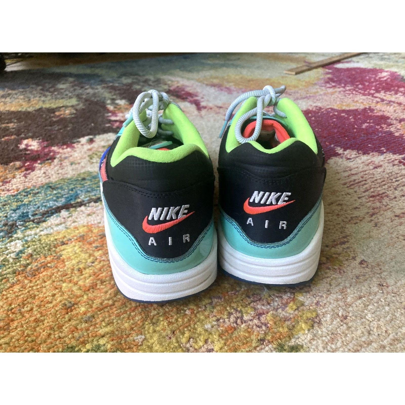 Nike Nike Air Max 1 Parachute Mens Size 11 US Black Hyper Grape CU4713-001 Sneakers Mens 11 US Nike Air Max Parachute Size US 11 / EU 44 - 3 Thumbnail