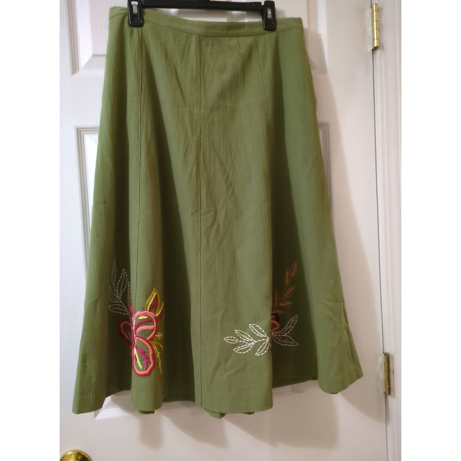 Vintage Koret Skirt Women's Plus Size 14 Green Embroidered Flower Long Skirt Size 36" / US 14 / IT 50 - 2 Thumbnail