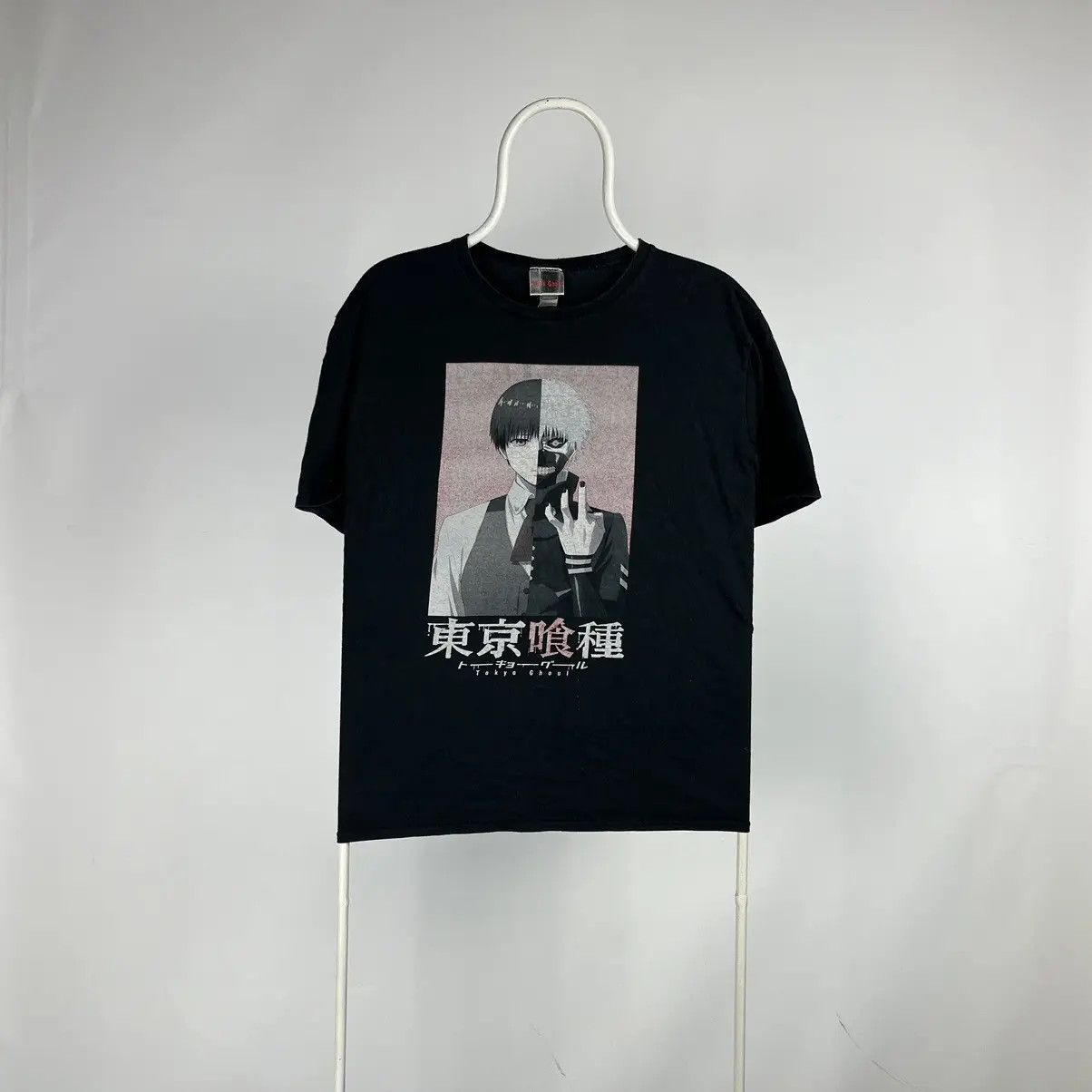Anime Anima Tokyo ghoul Tshirt size small Size US S / EU 44-46 / 1 - 1 Thumbnail