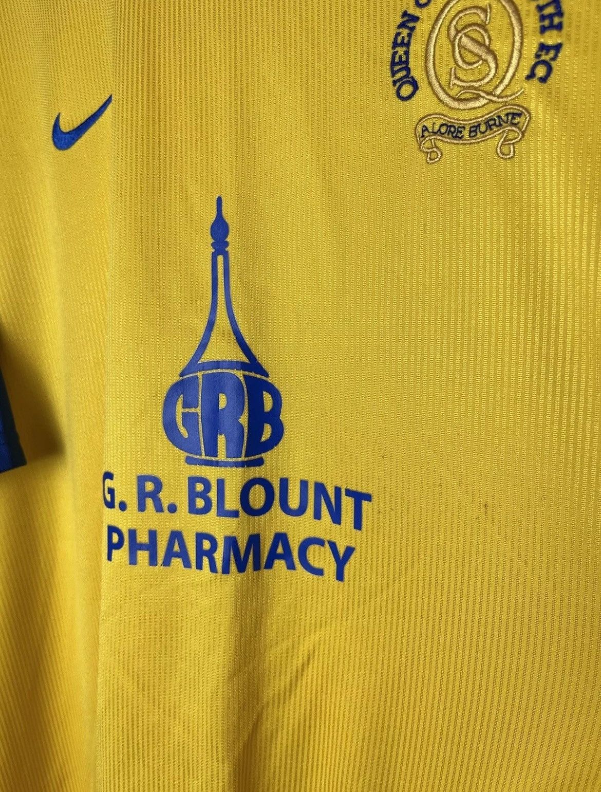 Nike × Vintage Nike Vintage Queen Of The South FC Jersey Size XXL Size US XXL / EU 58 / 5 - 6 Thumbnail