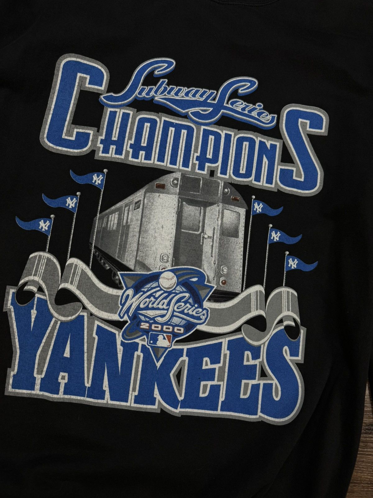MLB × New York Yankees × Vintage Vintage 2000 Subway Series Champions long sleeve tee Size US M / EU 48-50 / 2 - 4 Thumbnail