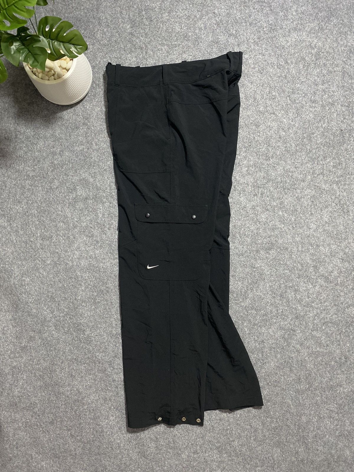 Nike Vintage Y2K Nike Cargo Nylon Pants Fit Drill 00s Swoosh Size US 28 / EU 44 - 3 Thumbnail