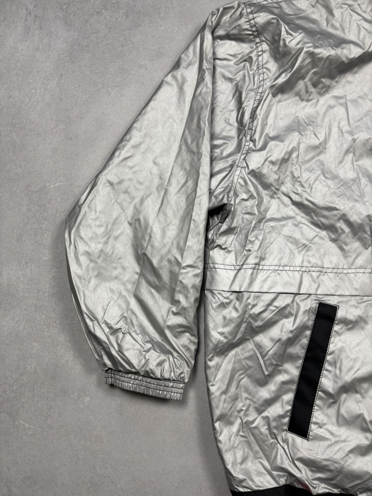 Mercedes-Benz Mercedes Benz Silver Jacket Vintage Racing Windbreaker 90s Size US XL / EU 56 / 4 - 5 Thumbnail