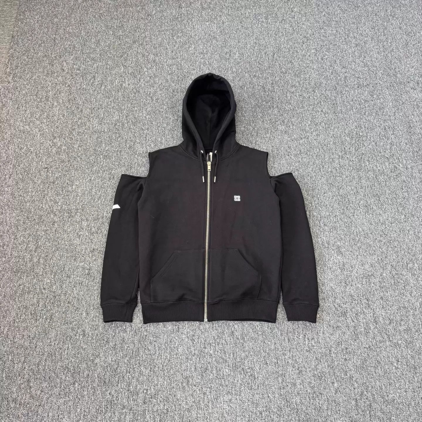 Givenchy Givenchy Off-Shoulder Back Logo Hoodie Jkt S 99 New Size S / US 4 / IT 40 - 1 Thumbnail