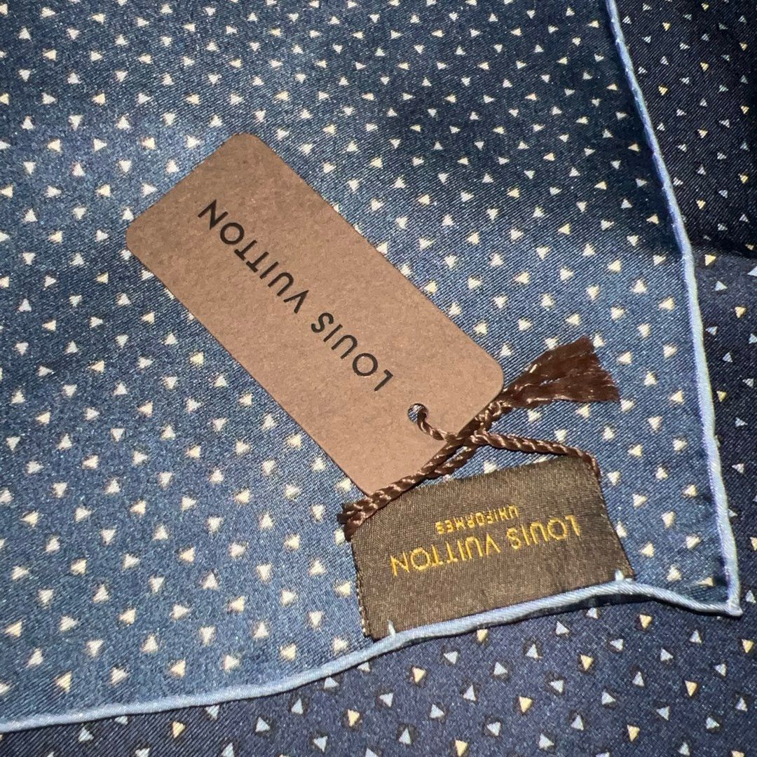 Louis Vuitton Lv pocket square silk scarf Size ONE SIZE - 5 Thumbnail