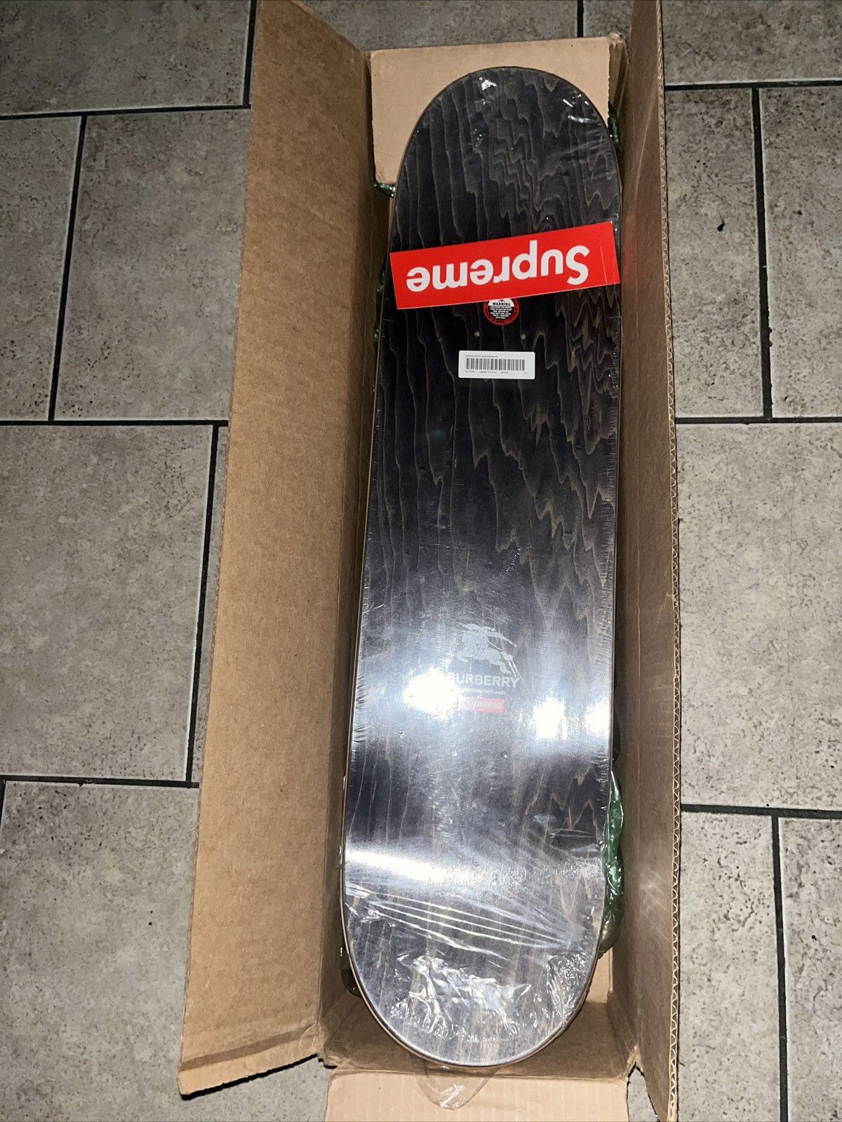 Supreme Supreme Burberry Deck Size ONE SIZE - 1 Thumbnail