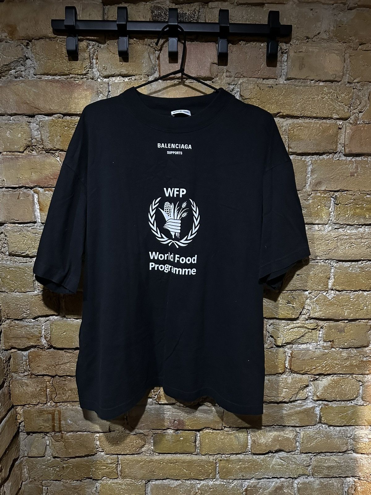 Balenciaga balenciaga WFP tshirt Size US M / EU 48-50 / 2 - 1 Thumbnail