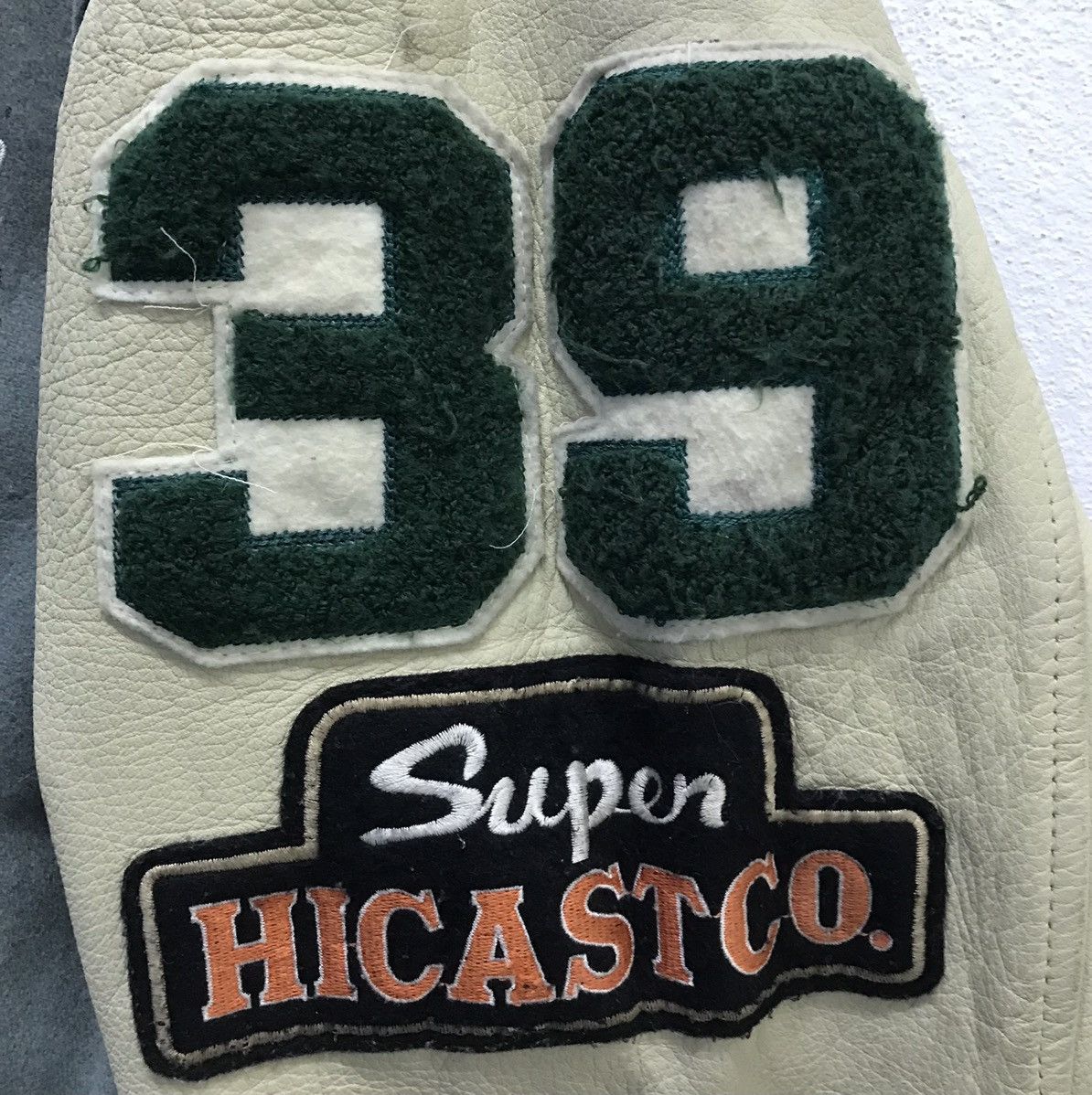 Leather Vintage Idicost Club Guaranteed by Hicast Club VarsityJacket Size US L / EU 52-54 / 3 - 11 Thumbnail