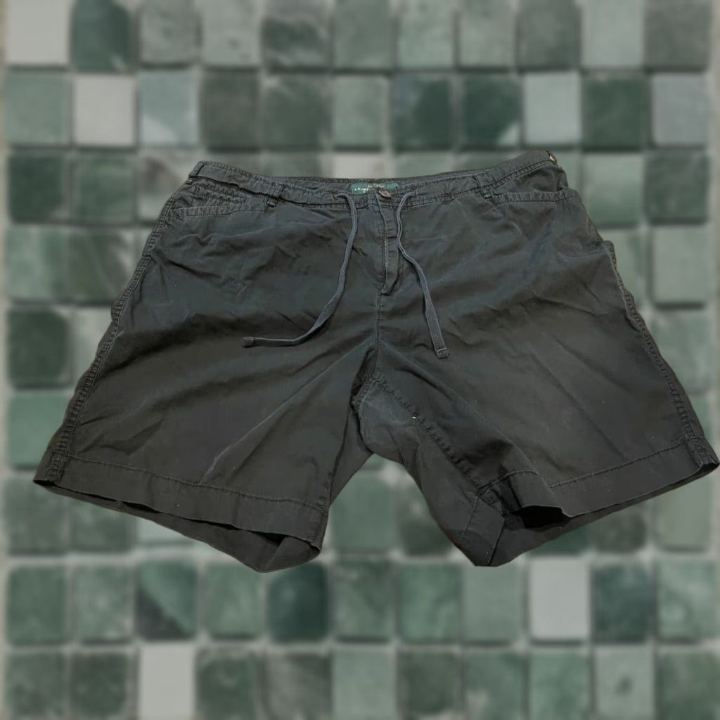 Ralph Lauren Lauren Ralph Lauren Shorts Womens 16W Black Draw String Khakis & Chinos Shorts Women 16W Black Size 38" / US 16 / IT 52 - 1 Thumbnail