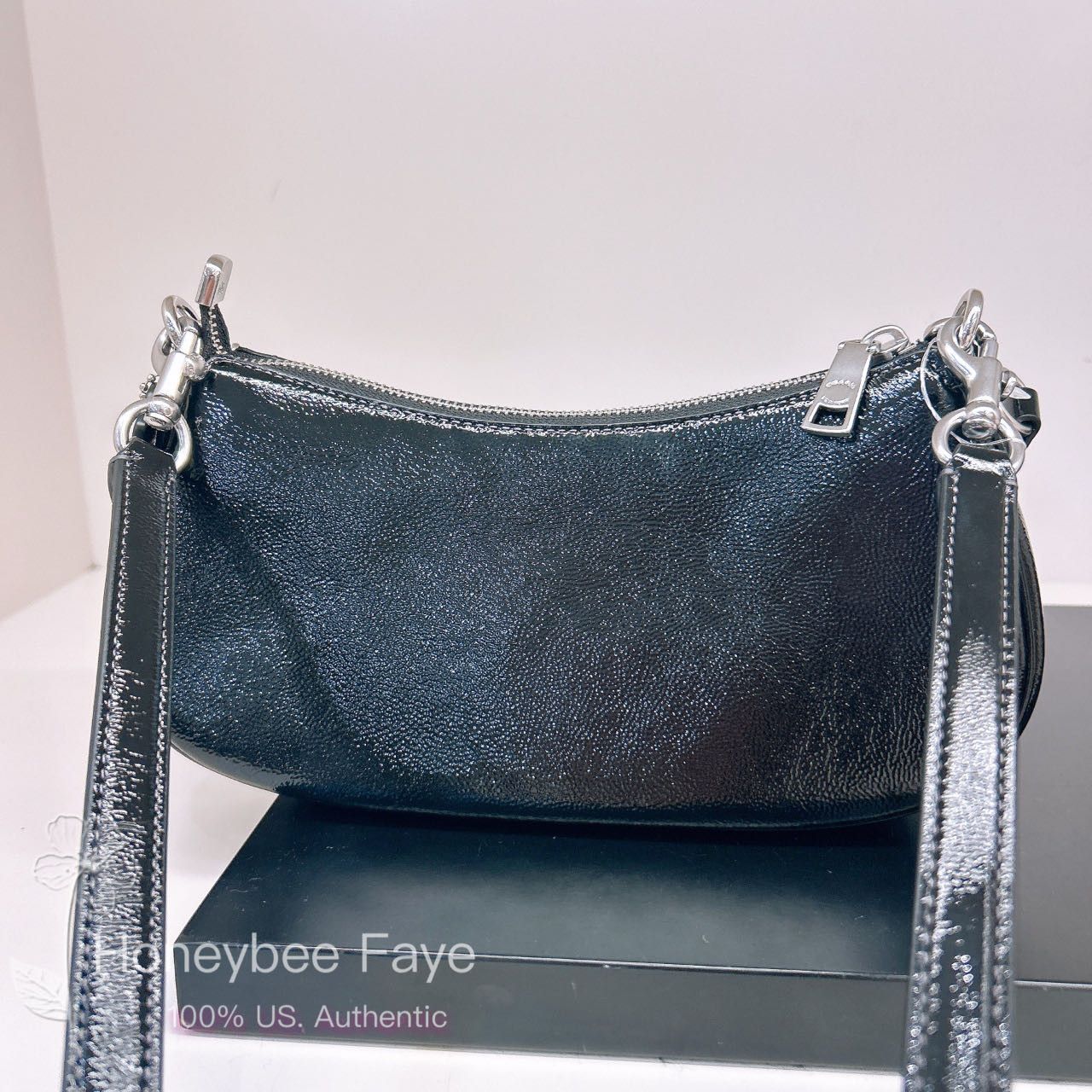 Coach NWT Coach Ashton Baguette Bag CV943 Size ONE SIZE - 5 Thumbnail