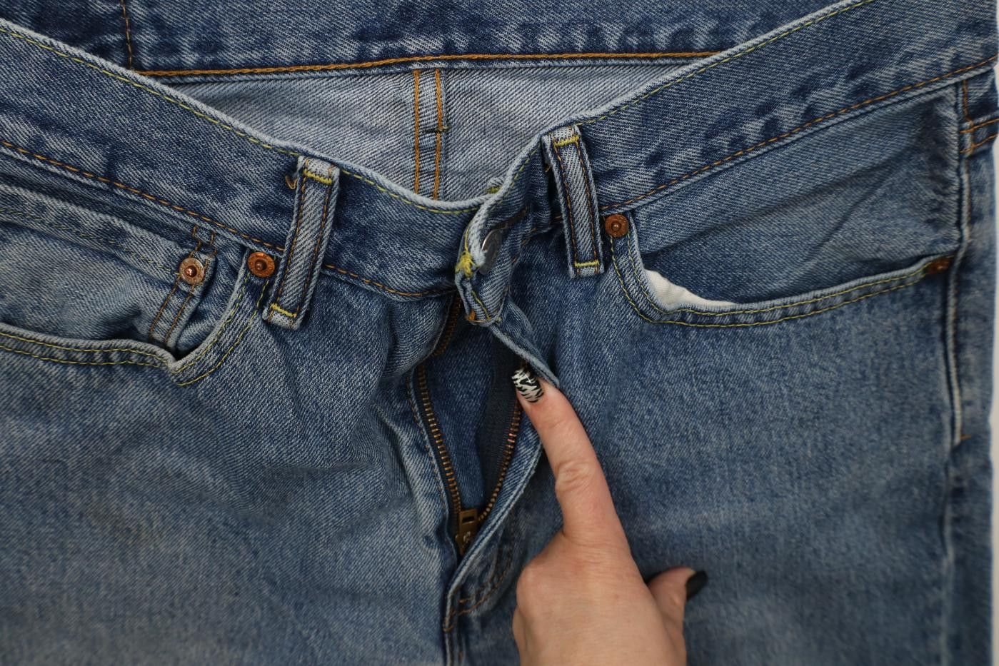 Levi's Vintage Y2K Levis 505 Regular Straight Leg Denim Jeans Size US 33 - 8 Thumbnail