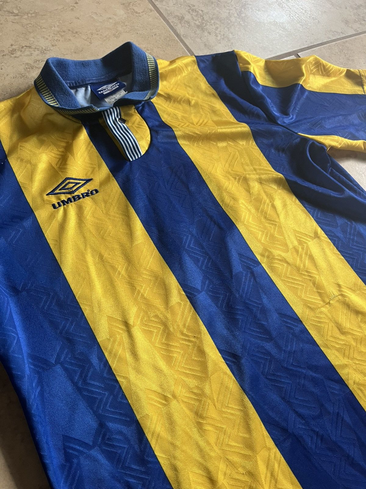 Vintage Vintage Umbro Jersey Size US M / EU 48-50 / 2 - 3 Thumbnail
