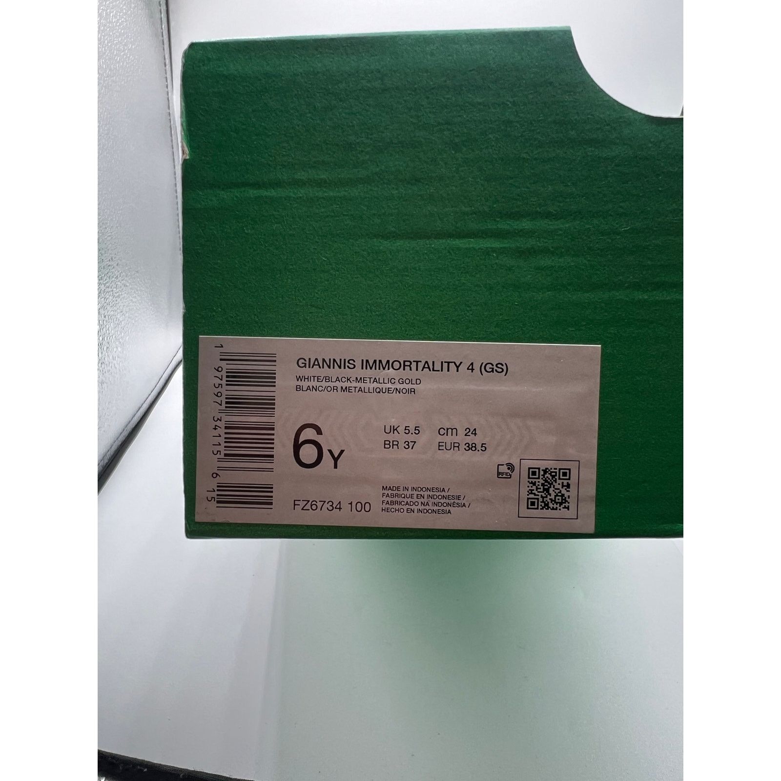 Nike Nike Giannis Immortality 4 (GS) “Championship” size 6Y Size US 6 / EU 39 - 7 Thumbnail