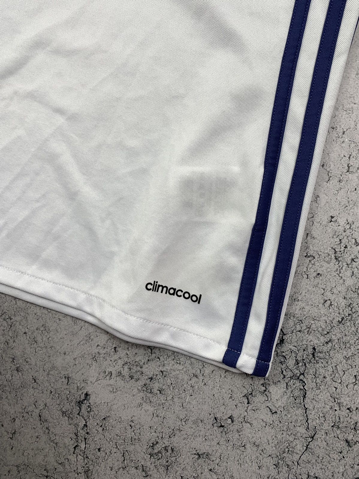 Adidas Adidas Real Madrid 2016-2017 Home Shirt Soccer Jersey Size M Size US M / EU 48-50 / 2 - 4 Thumbnail
