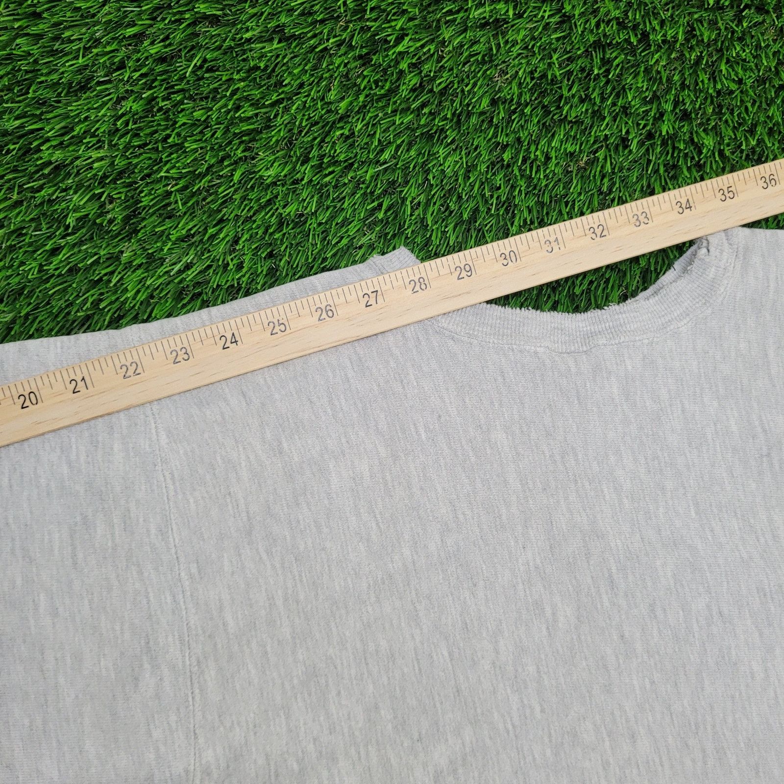 Champion Vintage Champion Sweatshirt L/XL 21x26 Reverse-Weave Size US XL / EU 56 / 4 - 6 Thumbnail