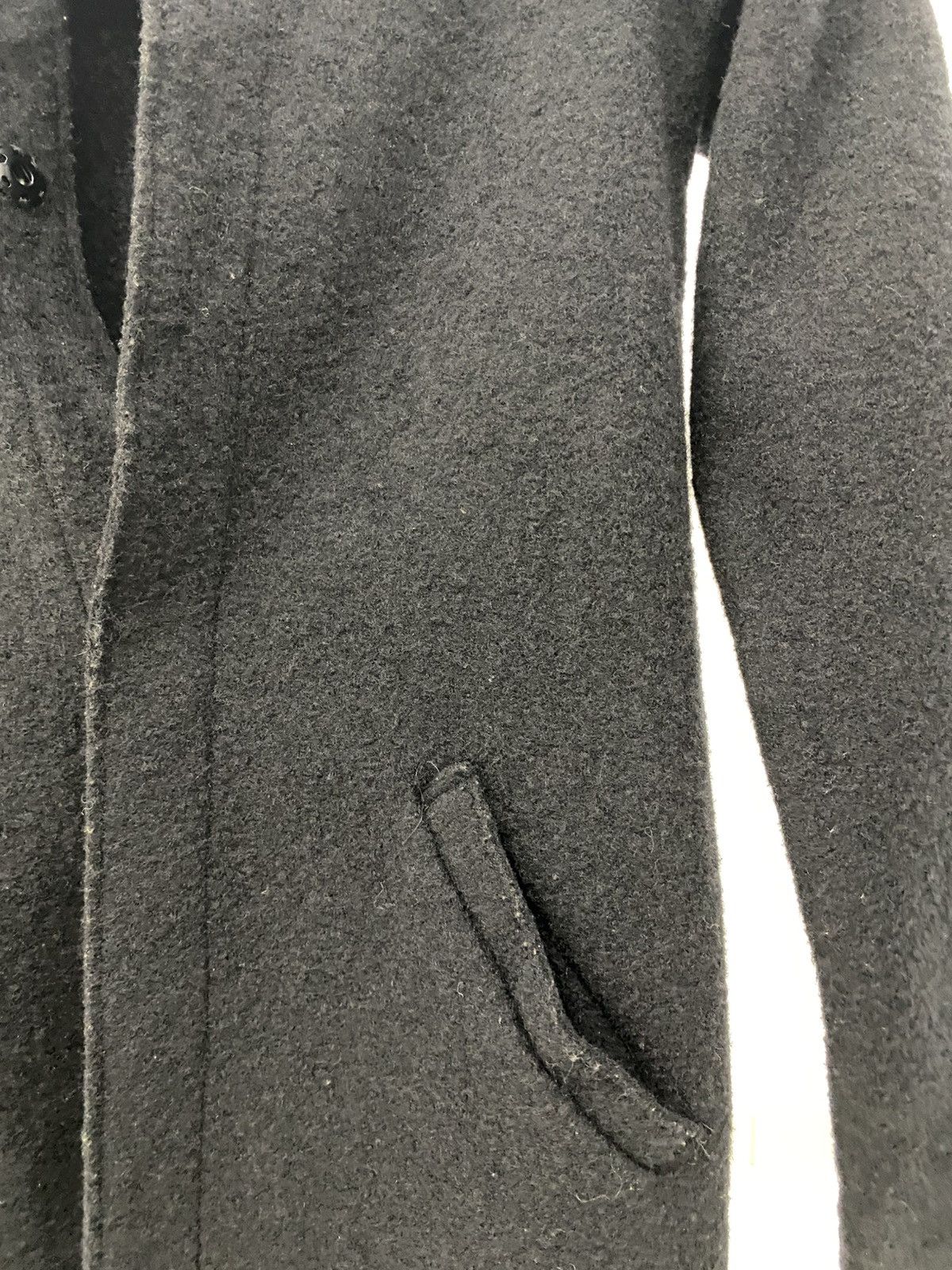Yohji Yamamoto Vtg Yohji Yamamoto signature AW05 black felted wool coat Size S / US 4 / IT 40 - 10 Thumbnail