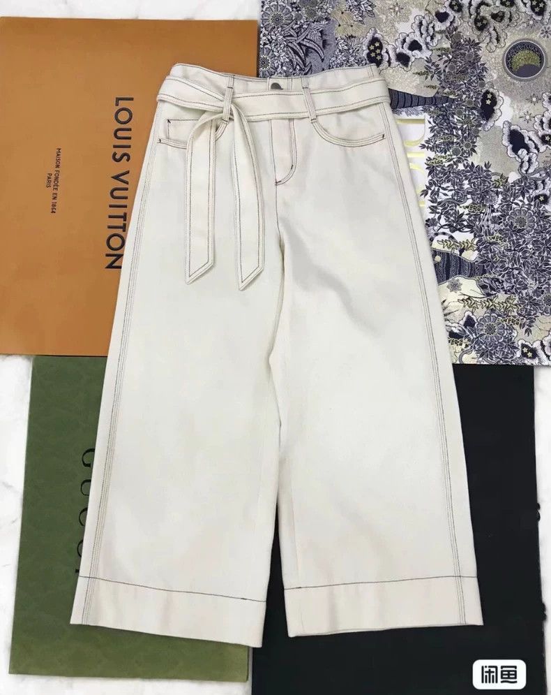 Loro Piana LORO PIANA White wide leg pants with a white sash Size 26" / US 2 / IT 38 - 1 Thumbnail