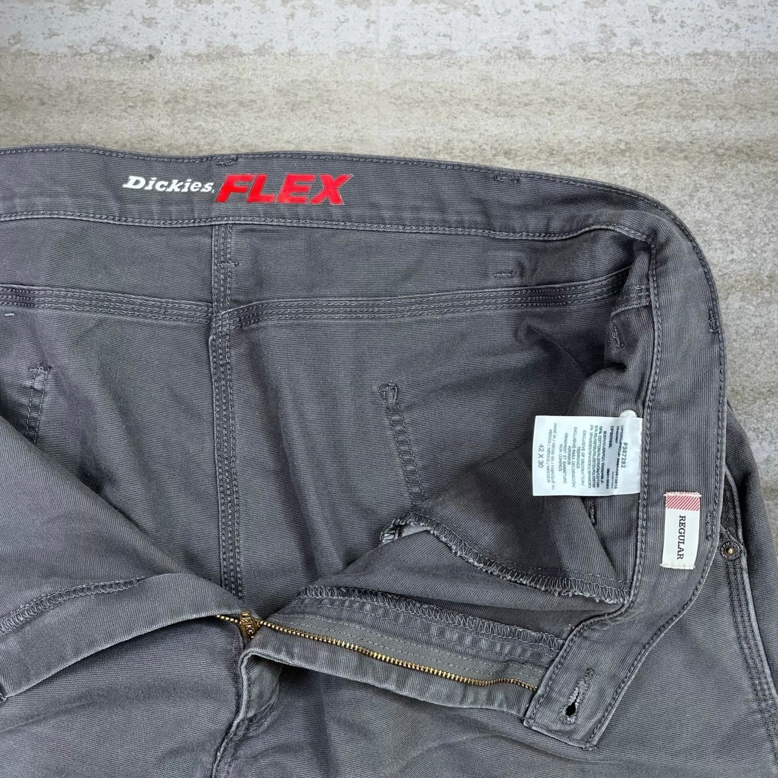 Dickies Vintage Y2K Dickies Carpenter Pants 42x30 Straight Fit Grey Size US 42 / EU 58 - 4 Thumbnail