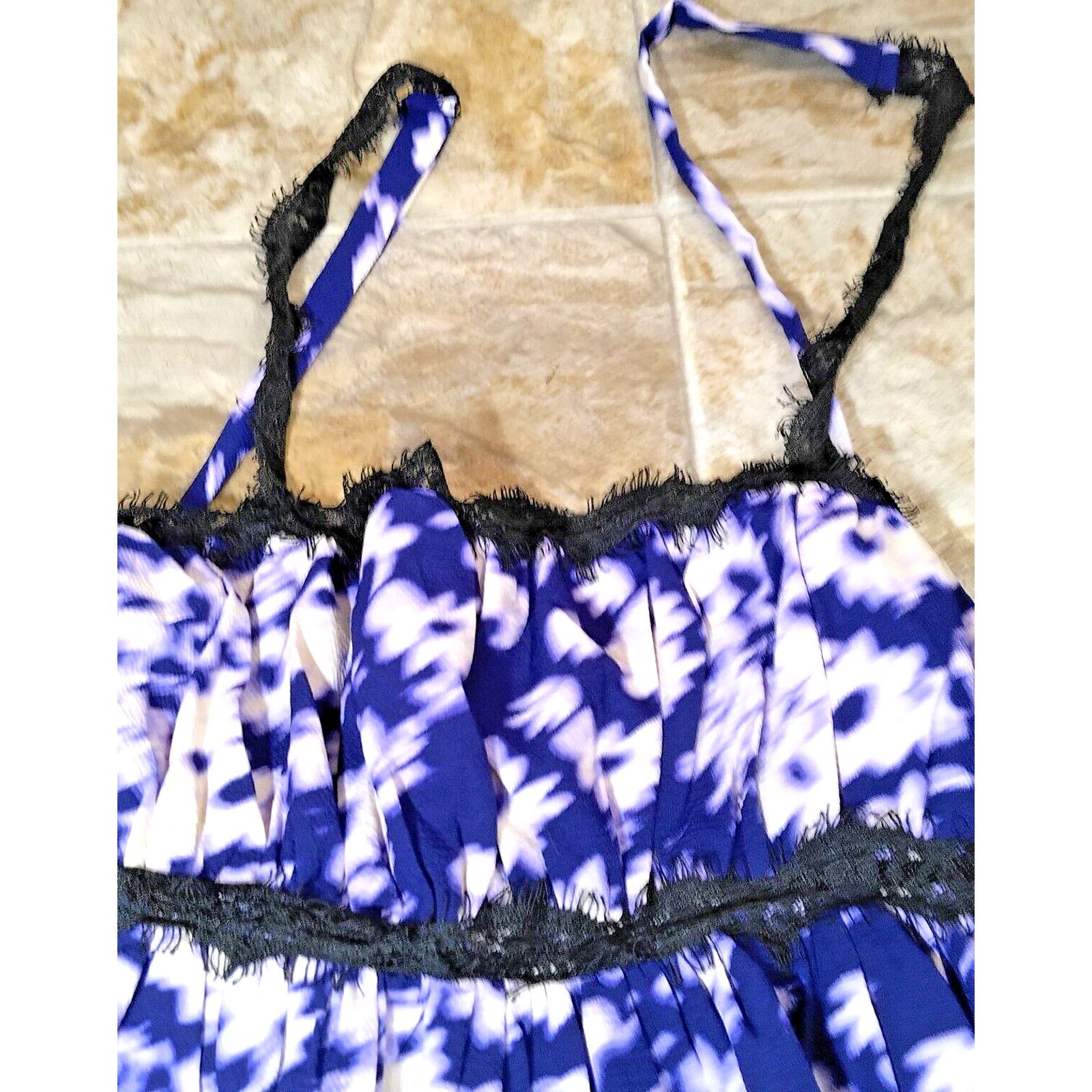 Urban Outfitters Urban Outfitters SP Mini Purple White Motif Floral Lace Trim Size S / US 4 / IT 40 - 6 Thumbnail