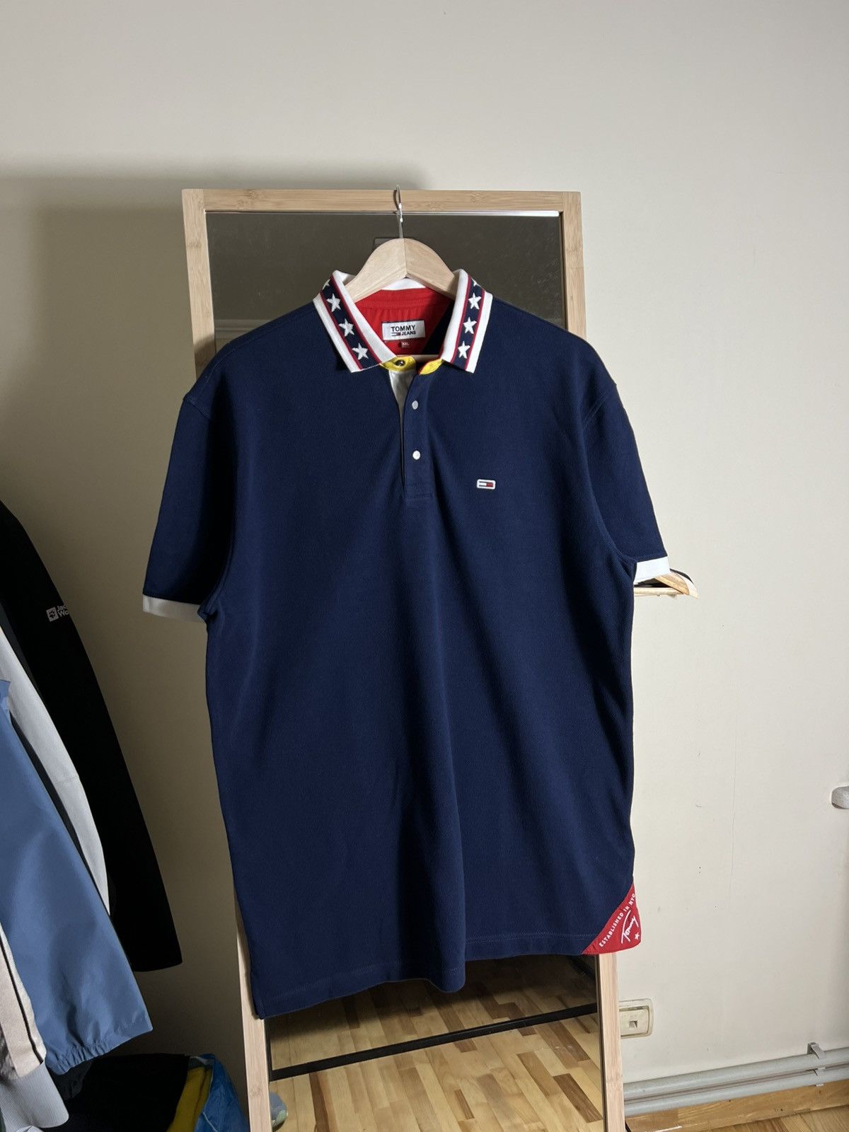 Tommy Hilfiger Tommy Hilfiger Vintage Flag Stars Collar Polo Shirt Navy Size US XXL / EU 58 / 5 - 1 Thumbnail