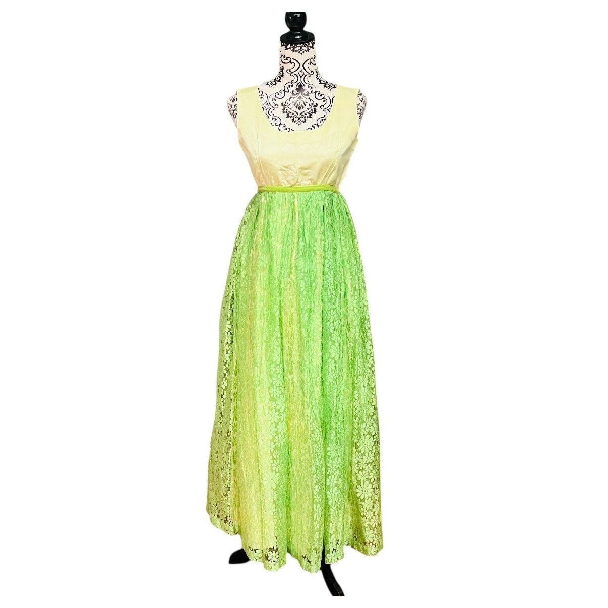 lace trumpet prom dress Portia and Scarlett PS24252