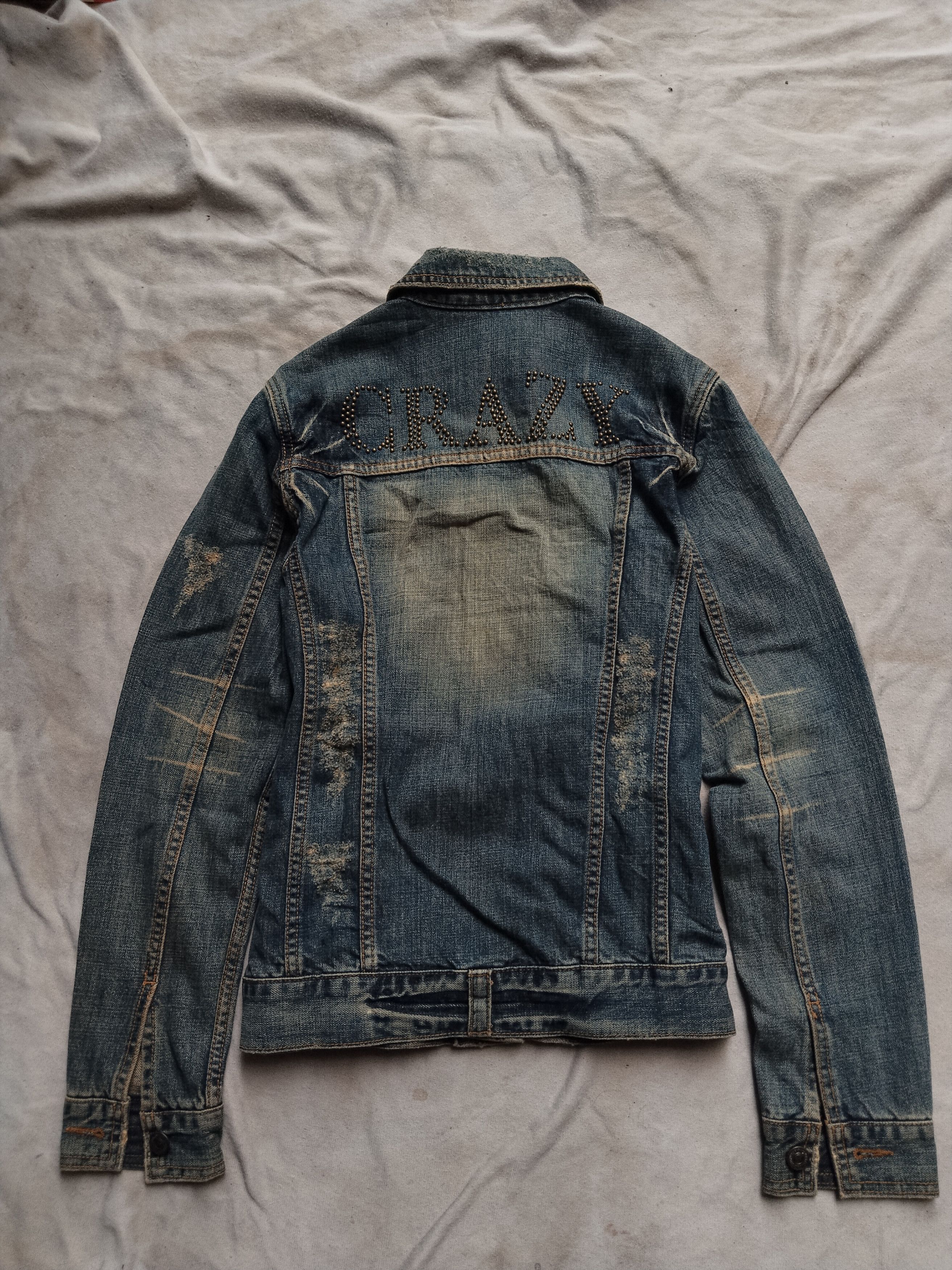 Le Grande Bleu (L.G.B.) Vanquish gambler "Crazy" Studded whisker vkei denim jacket Size US S / EU 44-46 / 1 - 2 Thumbnail