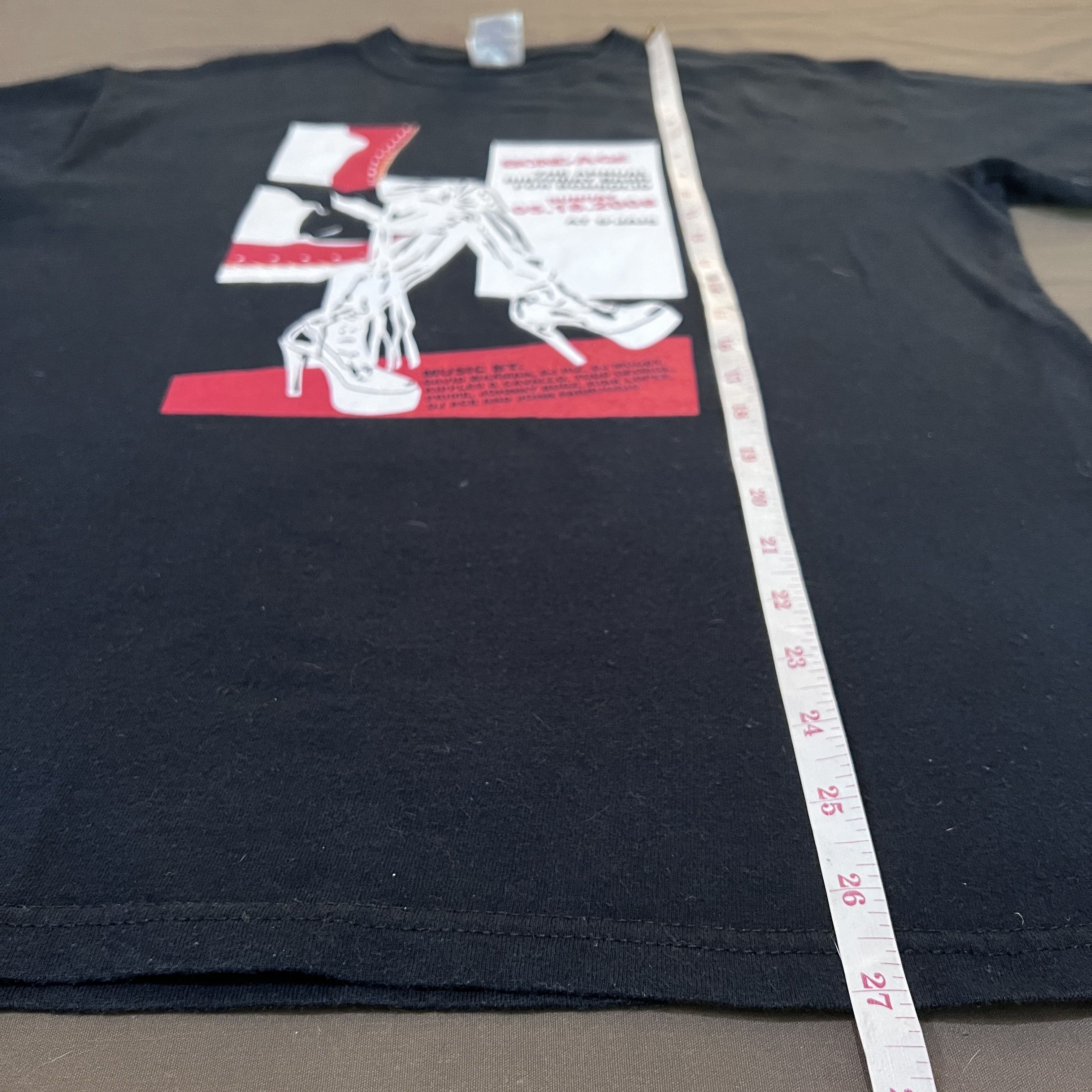 Vintage Vintage Y2K Bondage BDSM Promo graphic streetwear tee Size US M / EU 48-50 / 2 - 7 Thumbnail