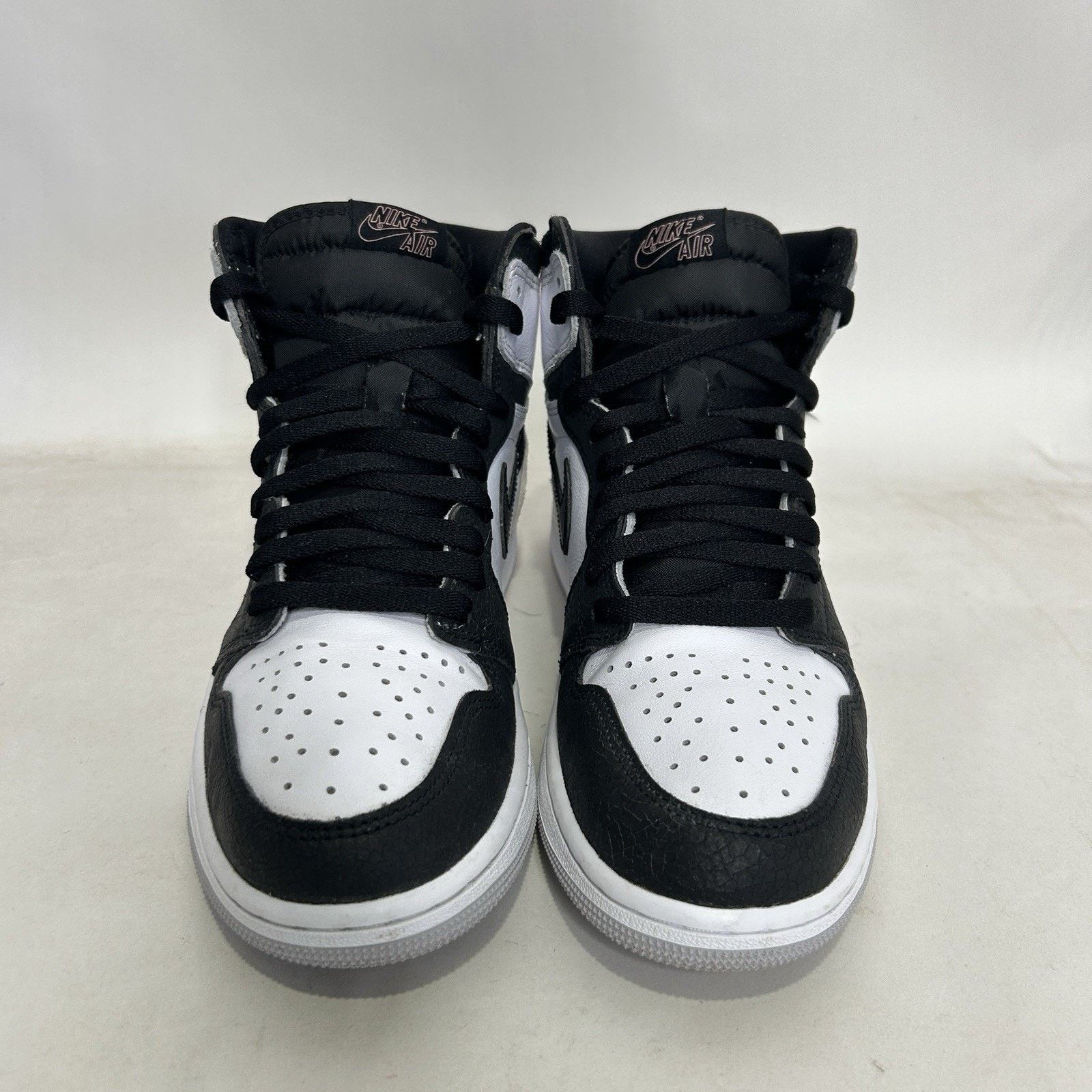 Nike Nike Air Jordan 1 Retro High OG “Bleached Coral/Stage Haze” Size US 9 / EU 42 - 2 Thumbnail