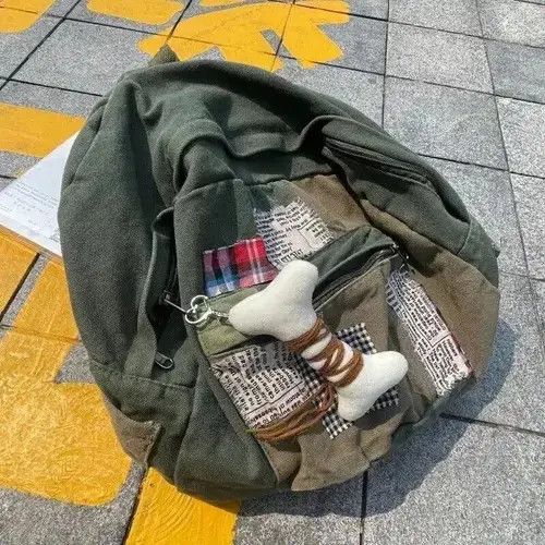 VIBE Y2K Vintage Patchwork Canvas Backpack Size ONE SIZE - 4 Thumbnail