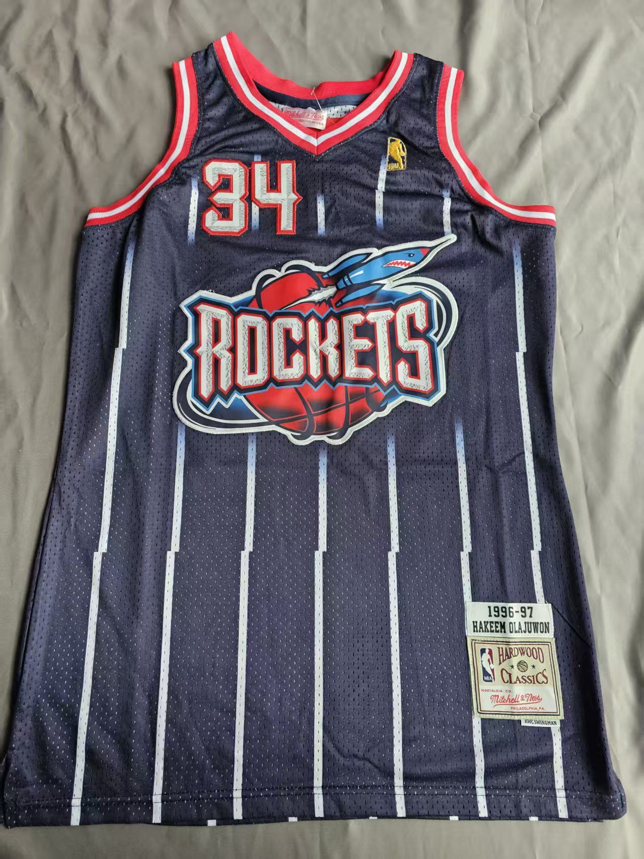 NBA #34 Hakeem Olajuwon Jersey Houston Rockets 1996 97 Size US XXL / EU 58 / 5 - 2 Thumbnail