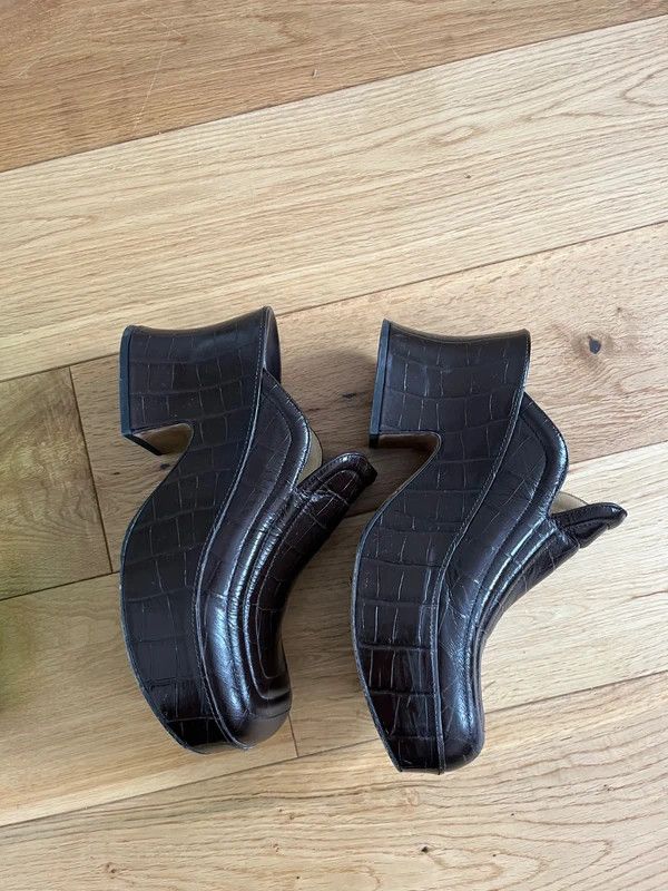 Bottega Veneta Bottega Veneta Clogs Size US 10 / IT 40 - 4 Thumbnail