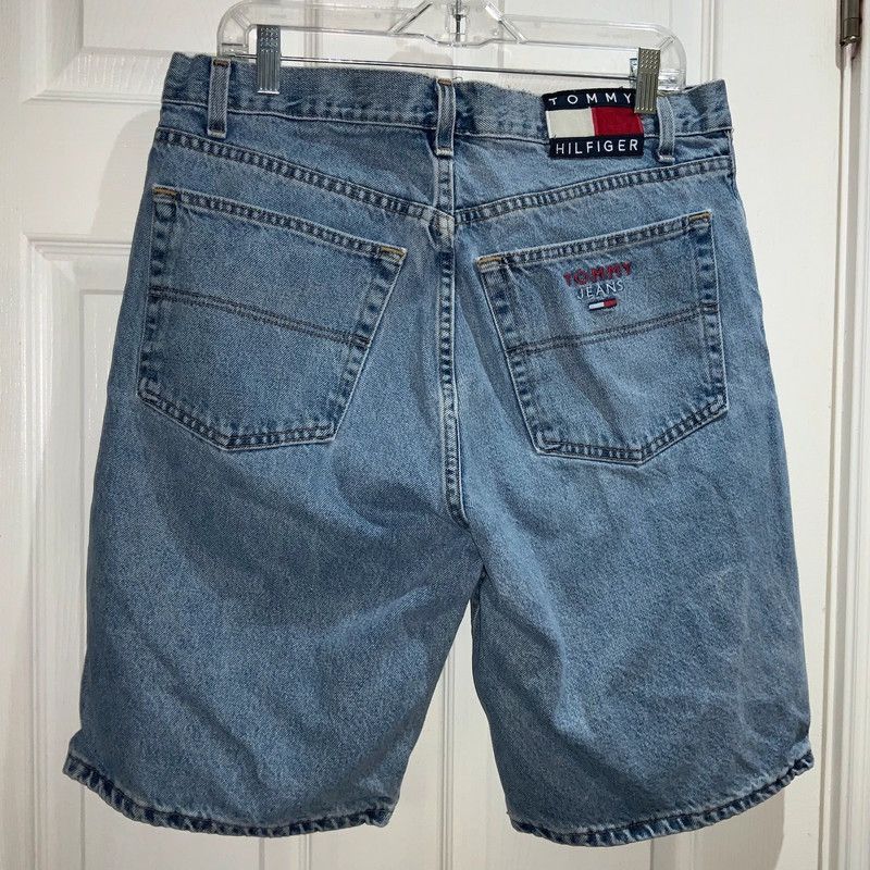 Tommy Hilfiger Tommy Hilfiger Tommy Jeans Freedom Short denim shorts Sz 36 vintage 90’s cotton US Size US 36 / EU 52 - 1 Thumbnail