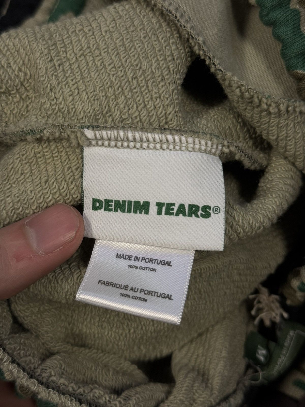 DENIM TEARS Denim Tears Cotton Wreath Sweatpants Camo Size Medium (NEW) Size US 31 - 9 Thumbnail