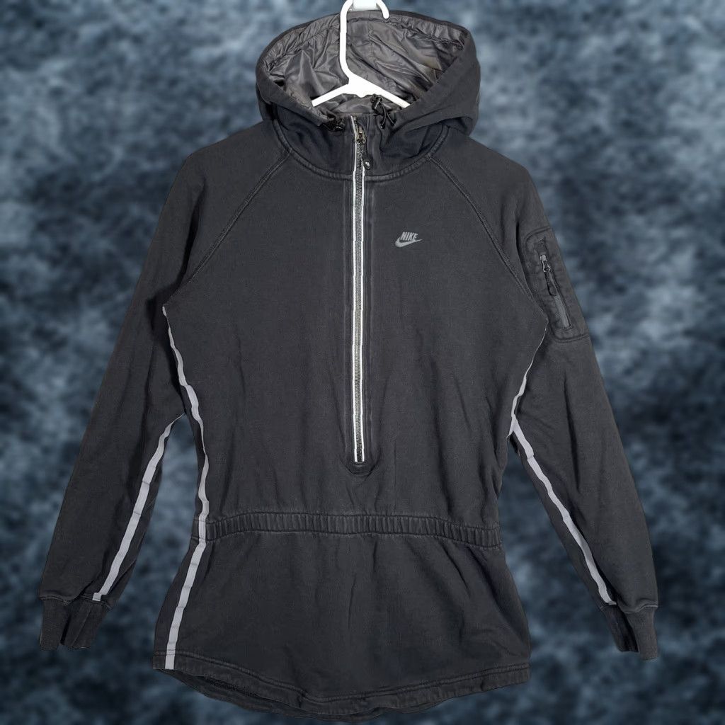 Nike VINTAGE Nike 1/2 Zip Hoodie Sweatshirt Womens M Black Swoosh Hoodie | Nike Womens Medium Black 1/2 Zip Hoodie Sweatshirt Vintage 2000s Size M / US 6-8 / IT 42-44 - 1 Thumbnail