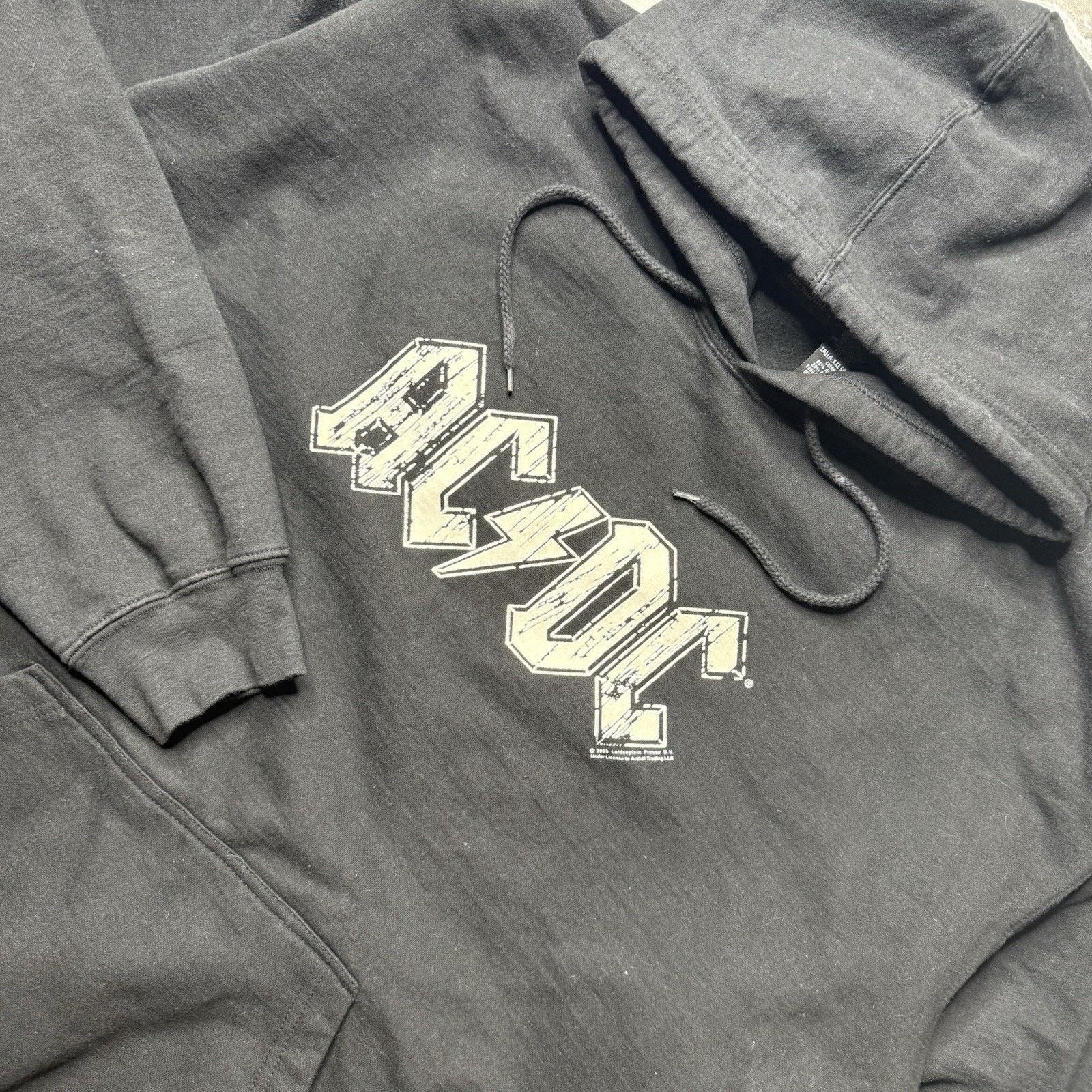 Vintage Vintage 2005 ACDC Rockware Black Hoodie 2XL Y2K Size US XXL / EU 58 / 5 - 1 Thumbnail