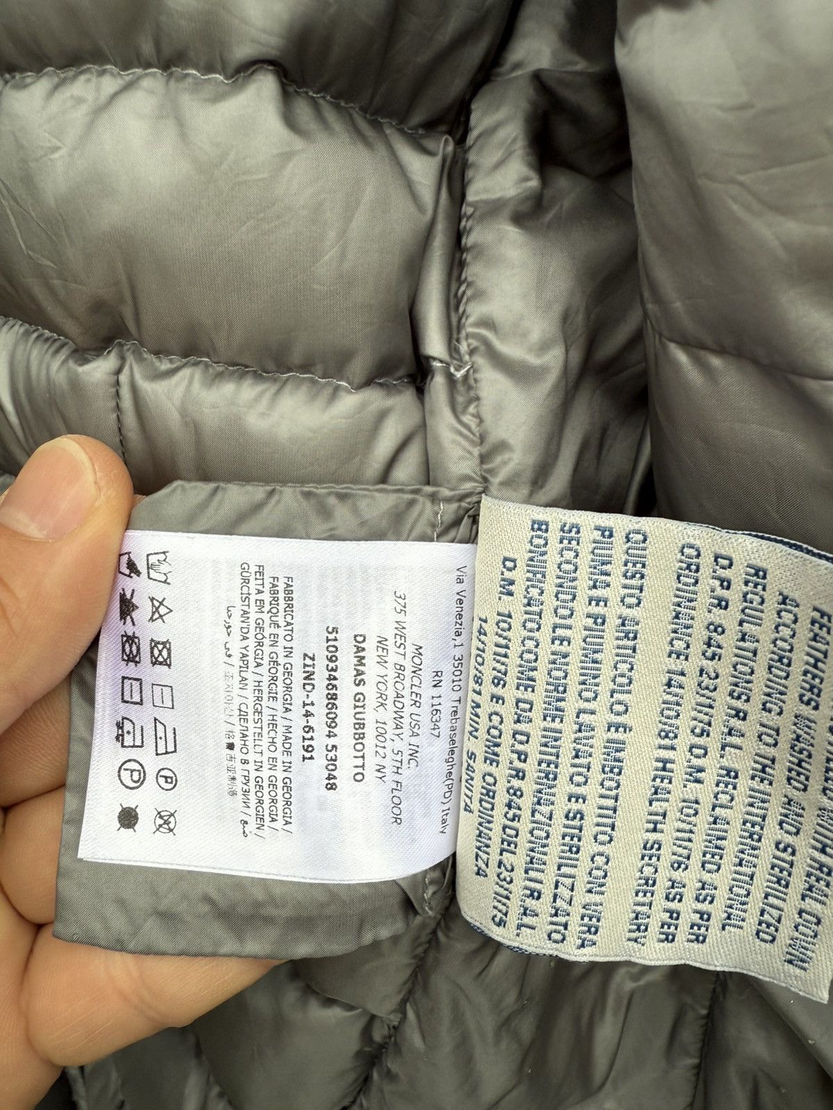Moncler Moncler Down Jacket – Size 0 S Size XS / US 0-2 / IT 36-38 - 17 Thumbnail
